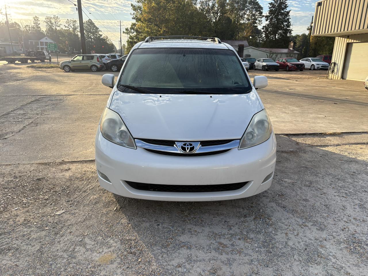 Toyota Sienna 5dr XLE FWD 7-Passenger (Natl) 2006