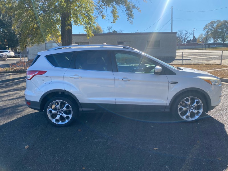 Ford Escape Titanium FWD 2013