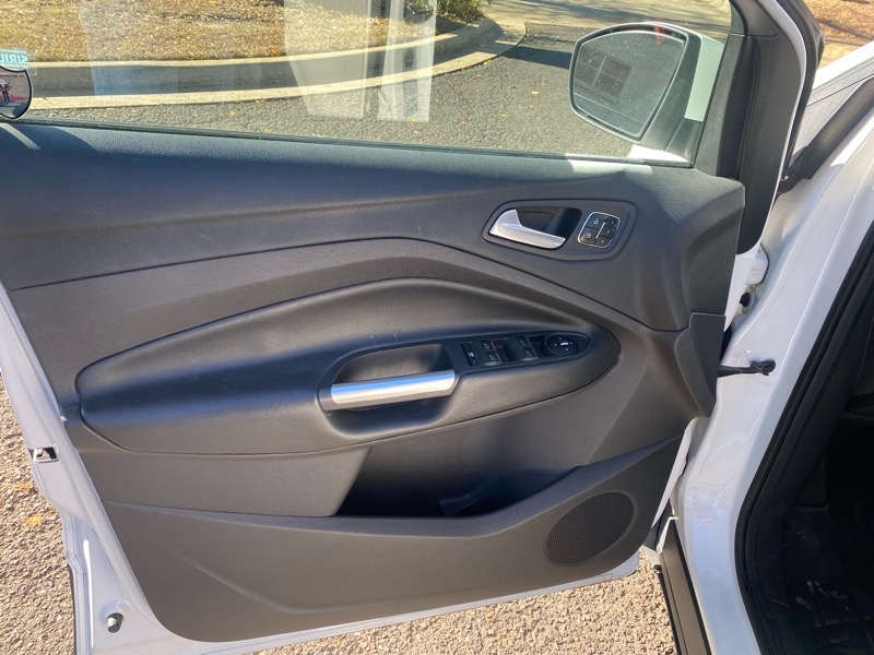 Ford Escape Titanium FWD 2013