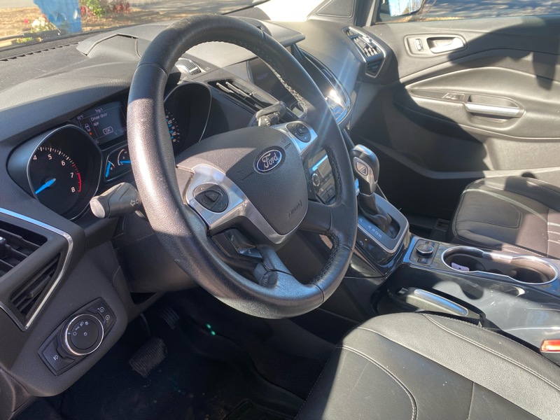 Ford Escape Titanium FWD 2013