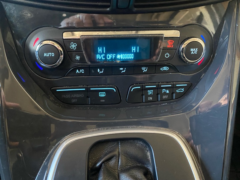 Ford Escape Titanium FWD 2013