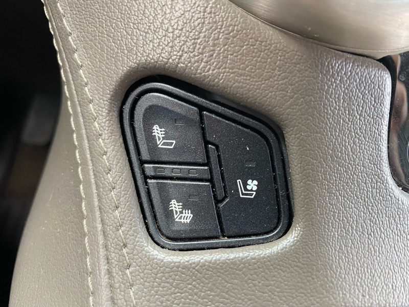 GMC Yukon Denali 2WD 2018