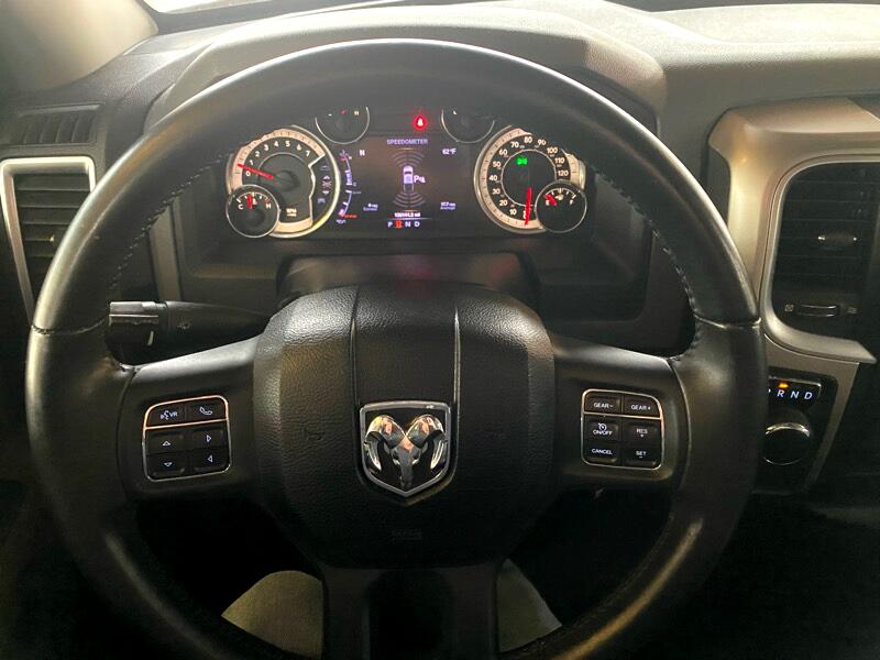 RAM 1500 SLT Crew Cab SWB 2WD 2016