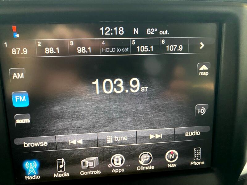 RAM 1500 SLT Crew Cab SWB 2WD 2016