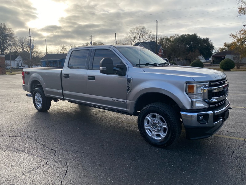 Ford F-350 SD XLT Crew Cab Long Bed 4WD 2022