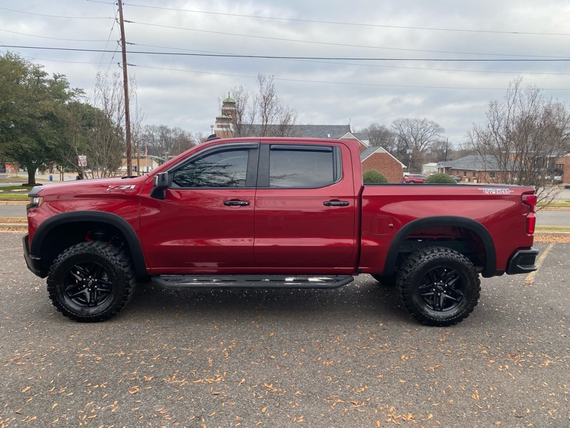 Chevrolet Silverado 1500 LT Trail Boss Crew Cab 4WD 2020