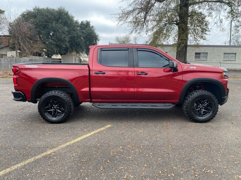 Chevrolet Silverado 1500 LT Trail Boss Crew Cab 4WD 2020