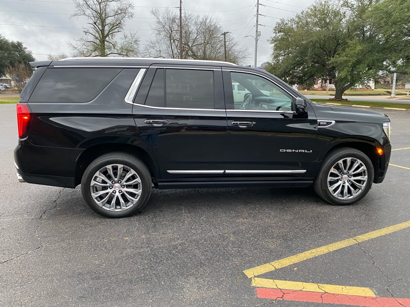 GMC Yukon Denali 2WD 2021