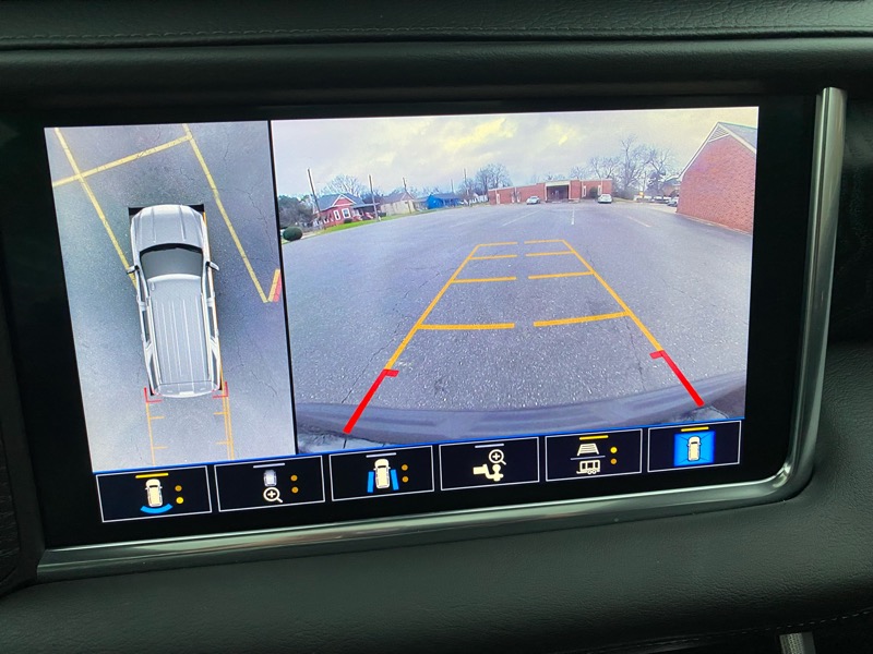 GMC Yukon Denali 2WD 2021