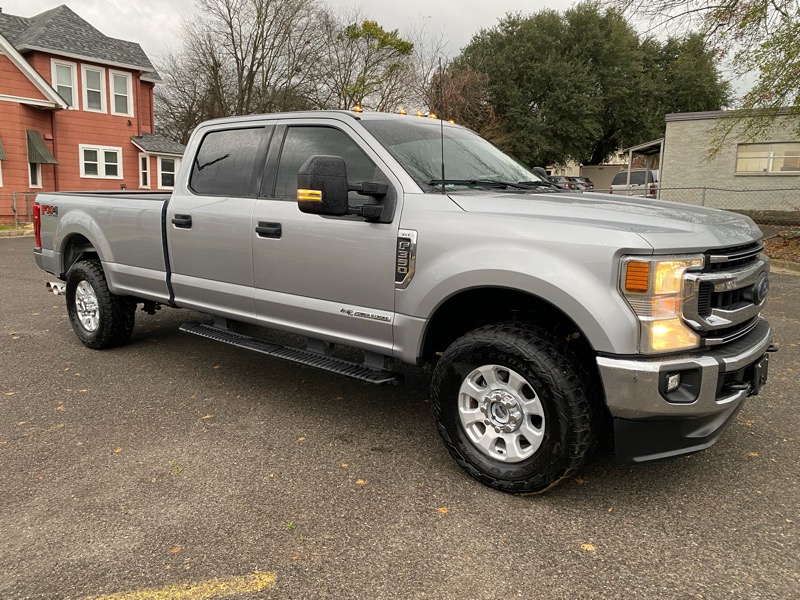 Ford F-350 SD XLT Crew Cab Long Bed 4WD 2022