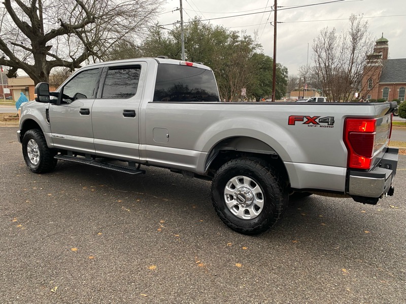 Ford F-350 SD XLT Crew Cab Long Bed 4WD 2022