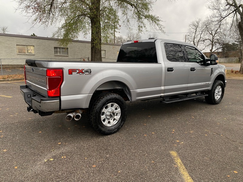 Ford F-350 SD XLT Crew Cab Long Bed 4WD 2022