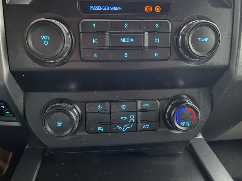 Ford F-350 SD XLT Crew Cab Long Bed 4WD 2022