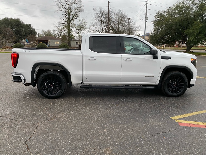 GMC Sierra 1500 Elevation Crew Cab 4WD 2024