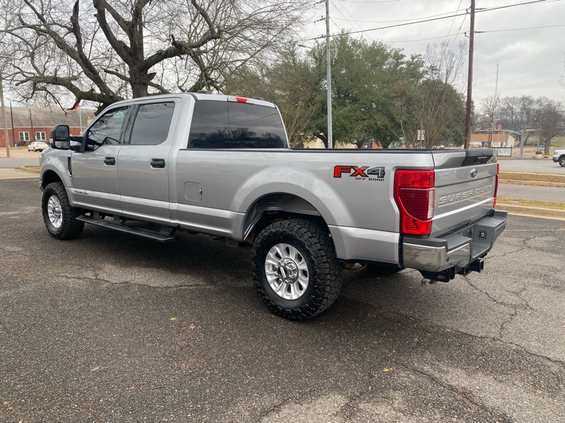 Ford F-350 SD XLT Crew Cab Long Bed 4WD 2022