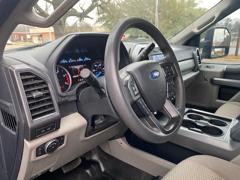 Ford F-350 SD XLT Crew Cab Long Bed 4WD 2022