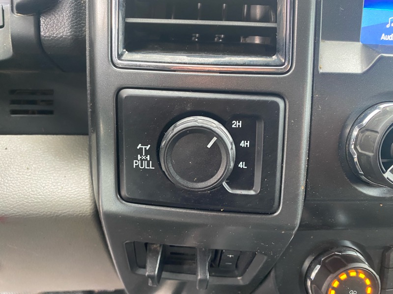 Ford F-350 SD XLT Crew Cab Long Bed 4WD 2022