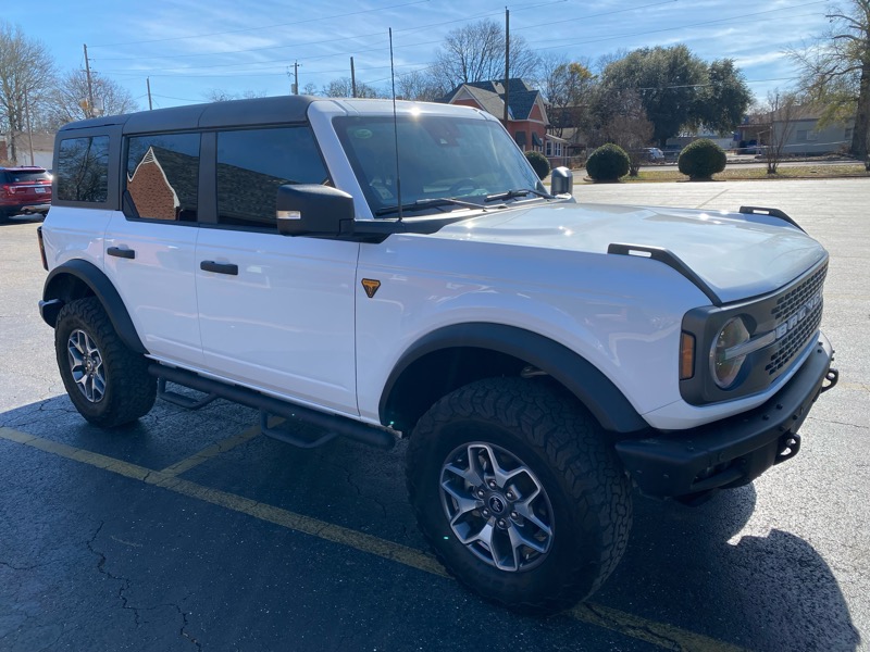 Ford Bronco Badlands 4-Door 2024