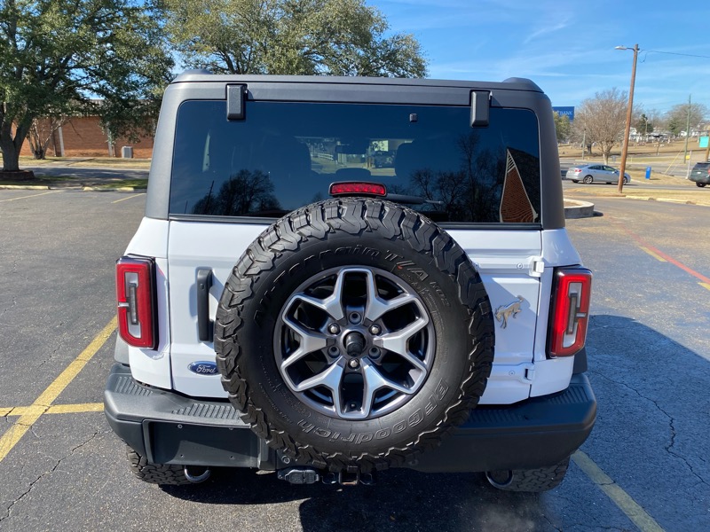 Ford Bronco Badlands 4-Door 2024