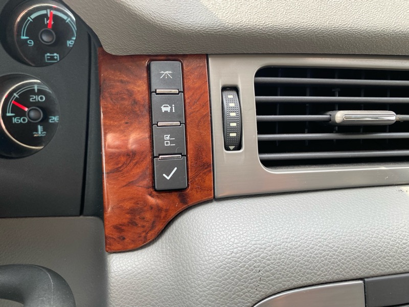 GMC Yukon SLT1 2WD 2012