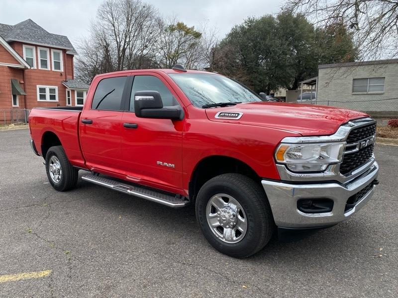 RAM 2500 Tradesman Crew Cab SWB 4WD 2024