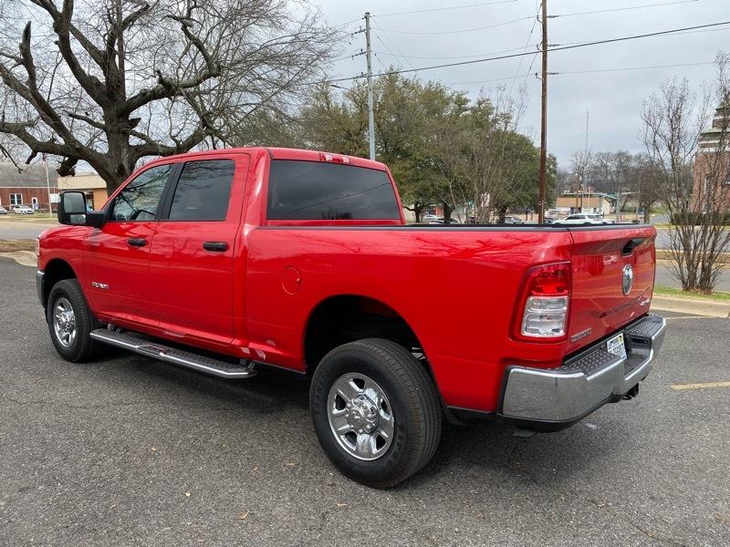 RAM 2500 Tradesman Crew Cab SWB 4WD 2024
