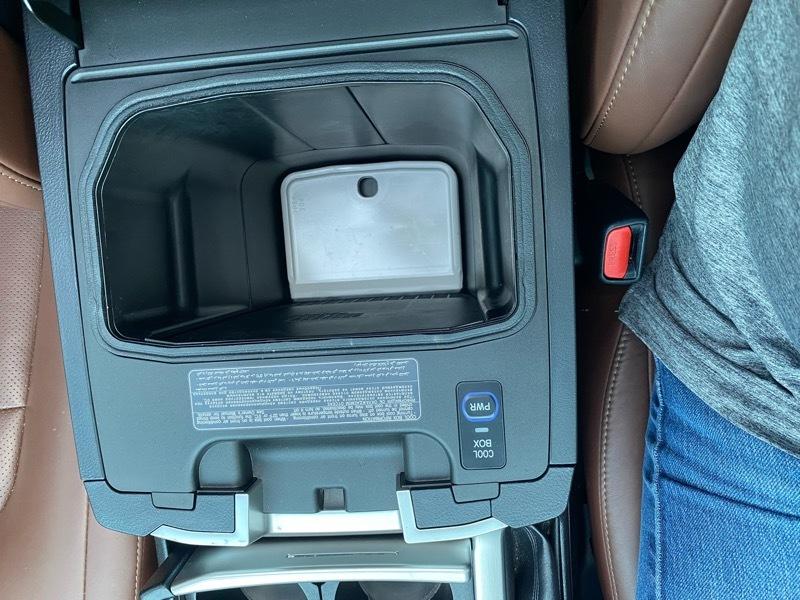 Toyota Land Cruiser 4WD 2020