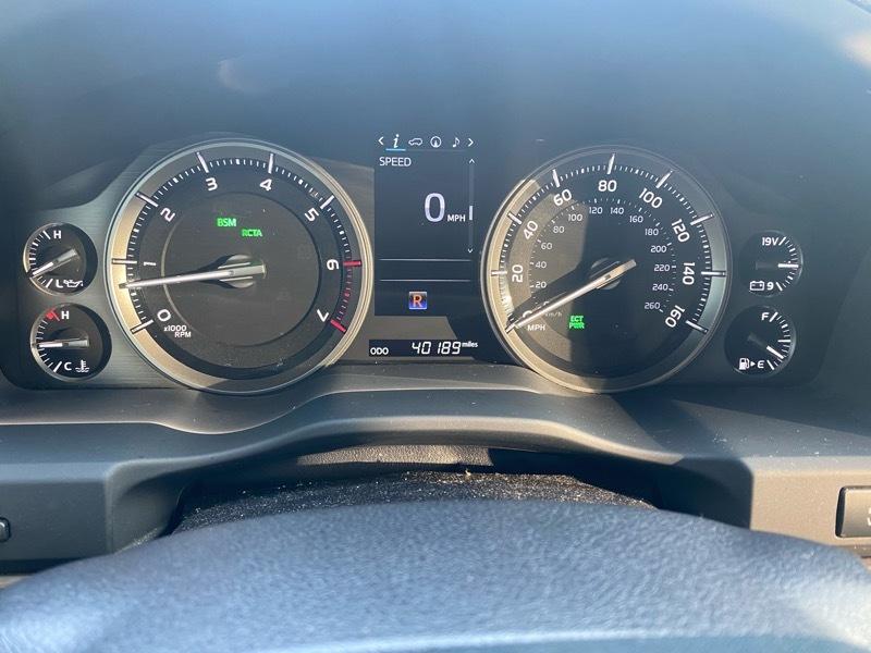 Toyota Land Cruiser 4WD 2020