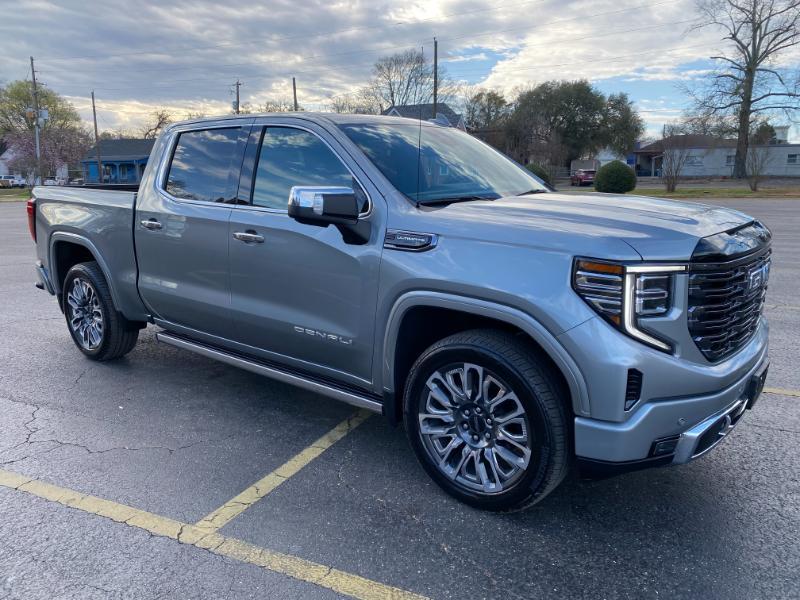 GMC Sierra 1500 Denali Ultimate Crew Cab 4WD 2026