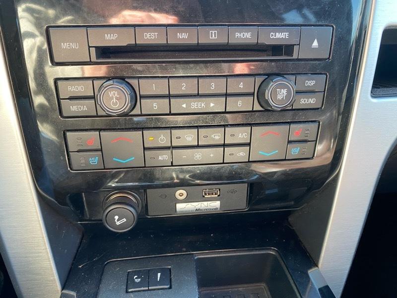 Ford F-150 Platinum SuperCrew 4WD 2012