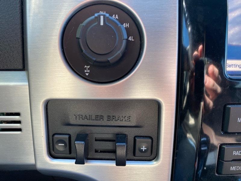 Ford F-150 Platinum SuperCrew 4WD 2012