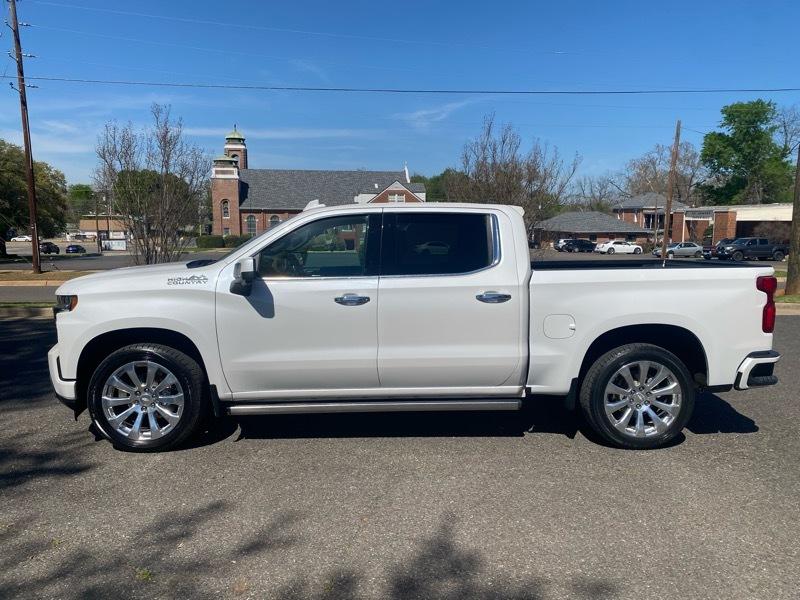 Chevrolet Silverado 1500 Limited High Country Crew Cab Long Box 4WD 2022