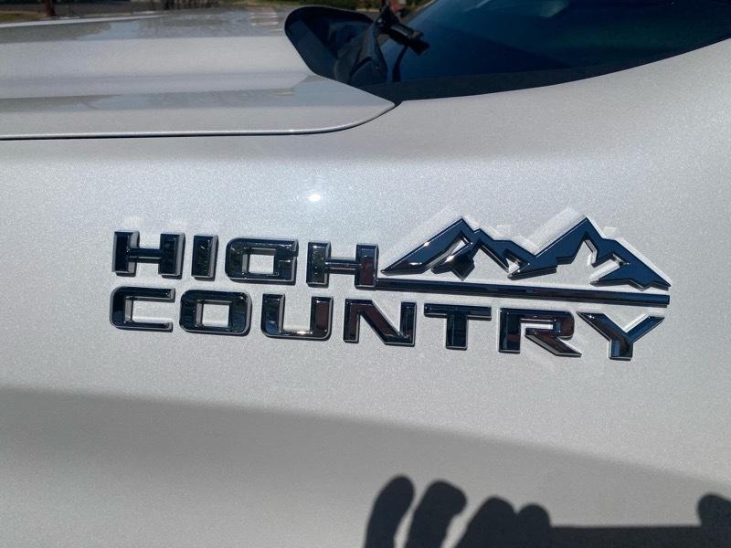 Chevrolet Silverado 1500 Limited High Country Crew Cab Long Box 4WD 2022