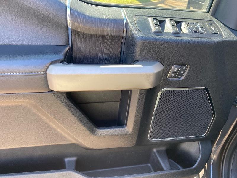 Ford F-250 SD Lariat Crew Cab 4WD 2021