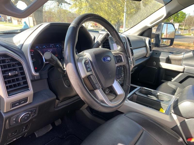 Ford F-250 SD Lariat Crew Cab 4WD 2021