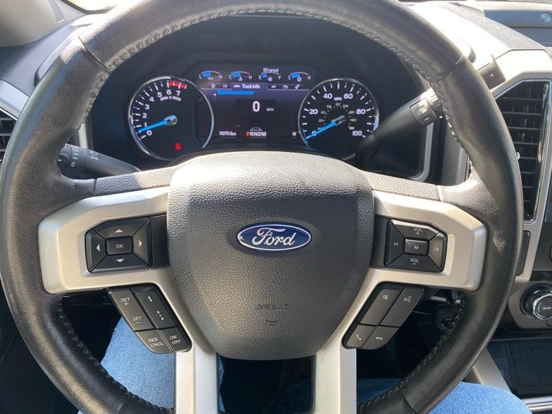 Ford F-250 SD Lariat Crew Cab 4WD 2021