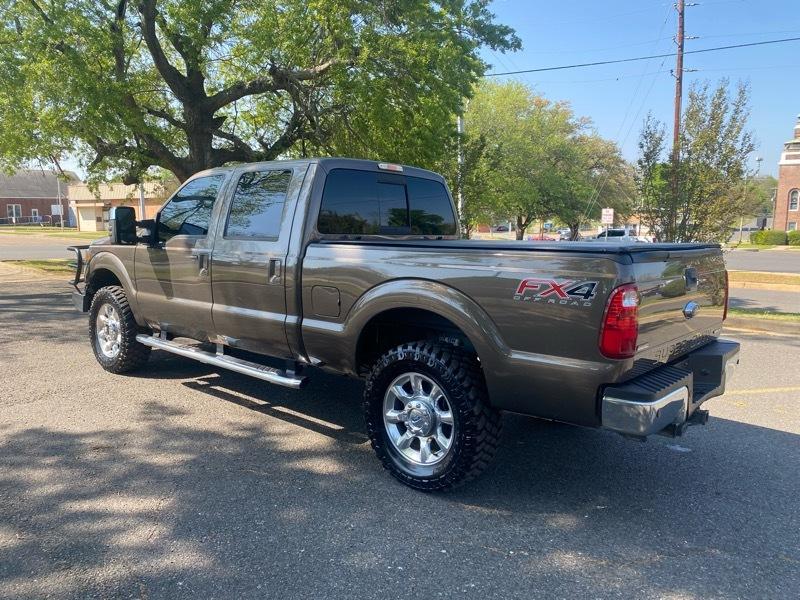 Ford F-250 SD Lariat Crew Cab 4WD 2016