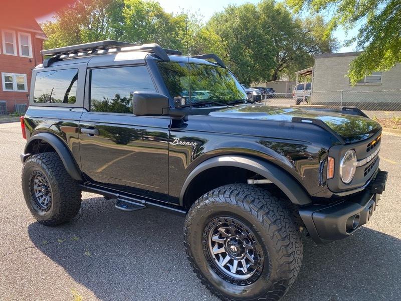 Ford Bronco Base 2-Door w/Advanced 2022