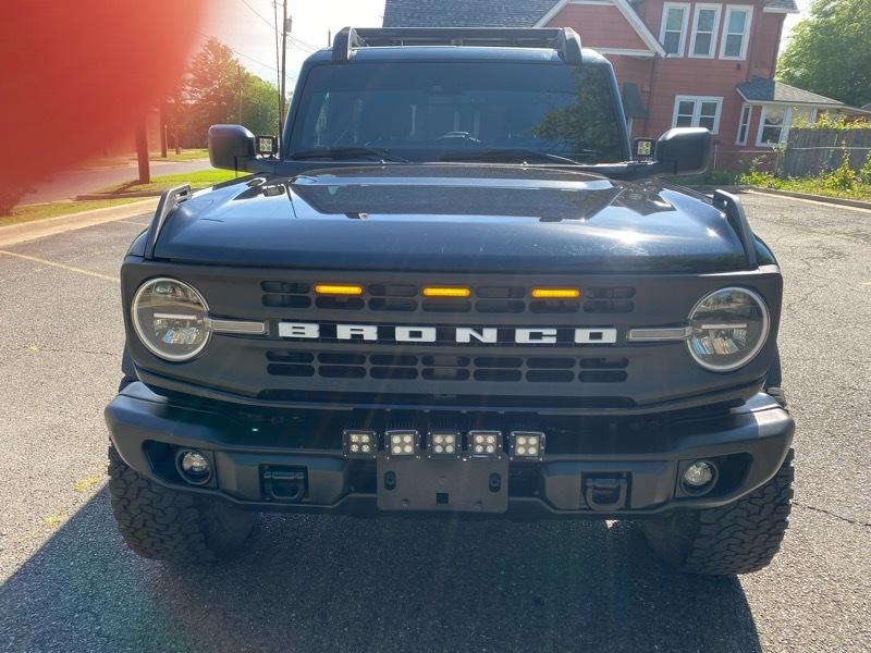 Ford Bronco Base 2-Door w/Advanced 2022