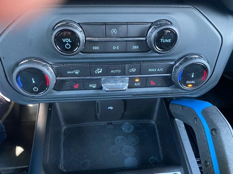 Ford Bronco Base 2-Door w/Advanced 2022