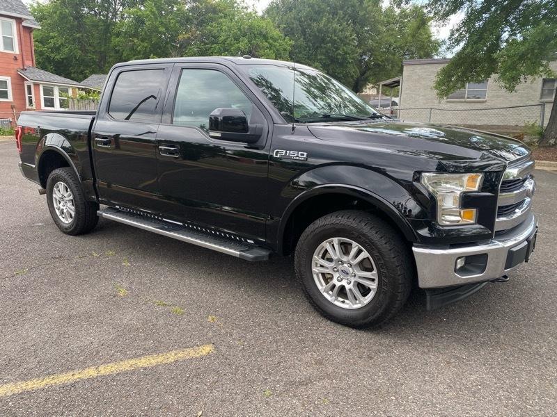 Ford F-150 4WD SuperCab 145" Lariat 2017