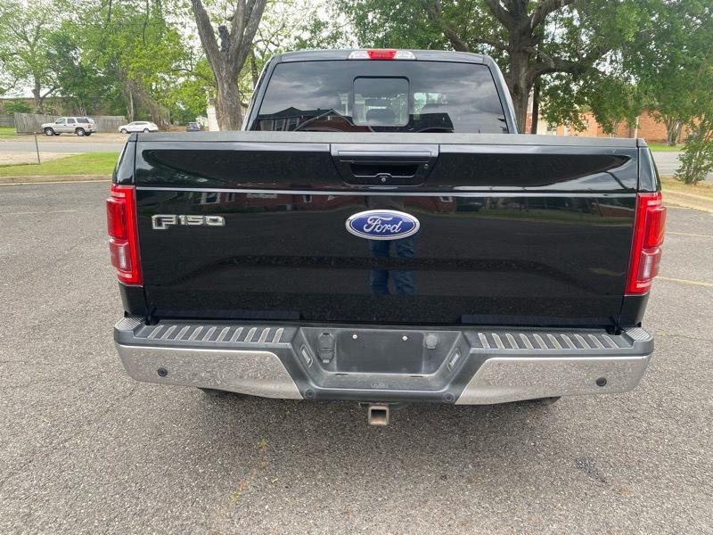 Ford F-150 4WD SuperCab 145" Lariat 2017