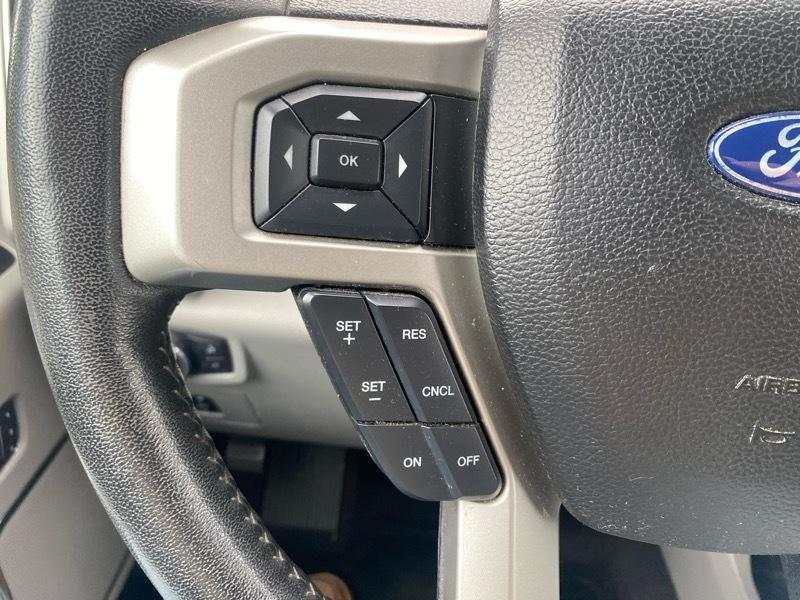 Ford F-150 4WD SuperCab 145" Lariat 2017