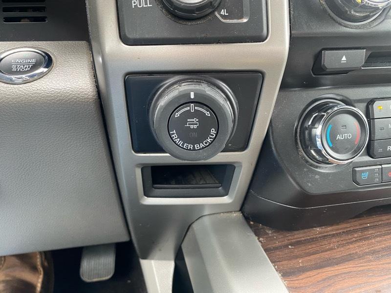 Ford F-150 4WD SuperCab 145" Lariat 2017