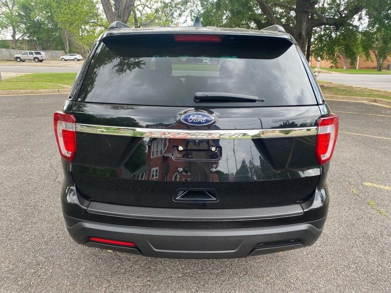 Ford Explorer Base FWD 2018