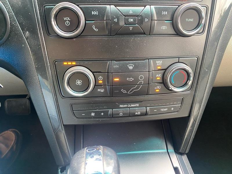 Ford Explorer Base FWD 2018