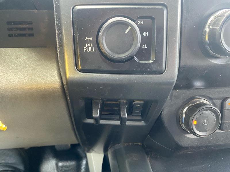 Ford F-350 SD XLT Crew Cab Long Bed 4WD 2022