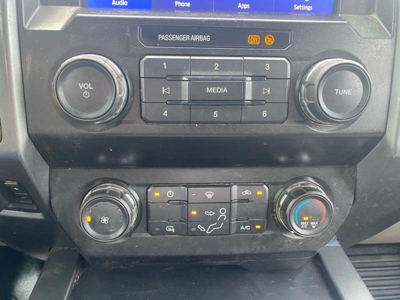 Ford F-350 SD XLT Crew Cab Long Bed 4WD 2022