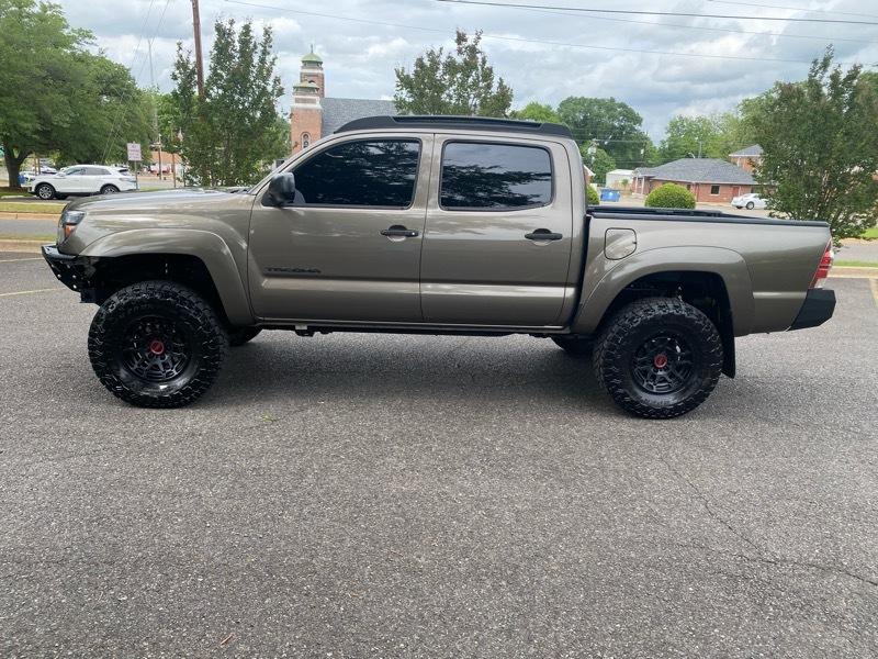 Toyota Tacoma Double Cab V6 6MT 4WD 2015