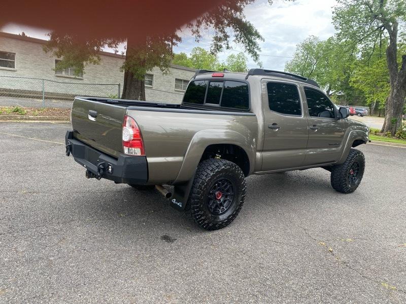 Toyota Tacoma Double Cab V6 6MT 4WD 2015